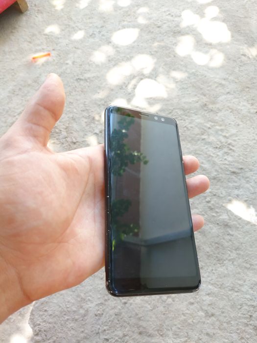 Samsung A8 ideal