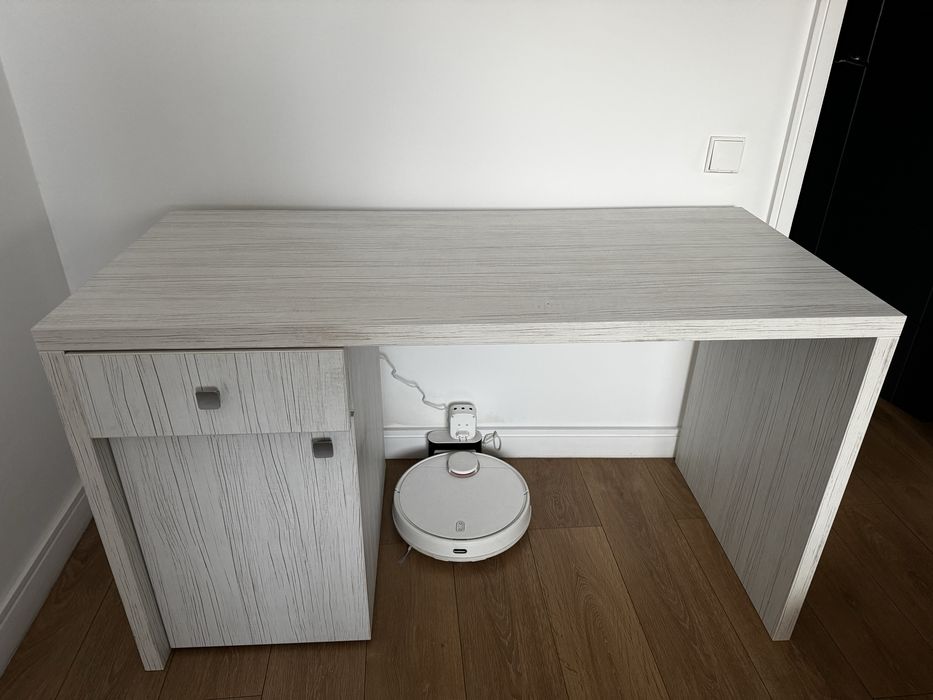 Birou in stare foarte buna