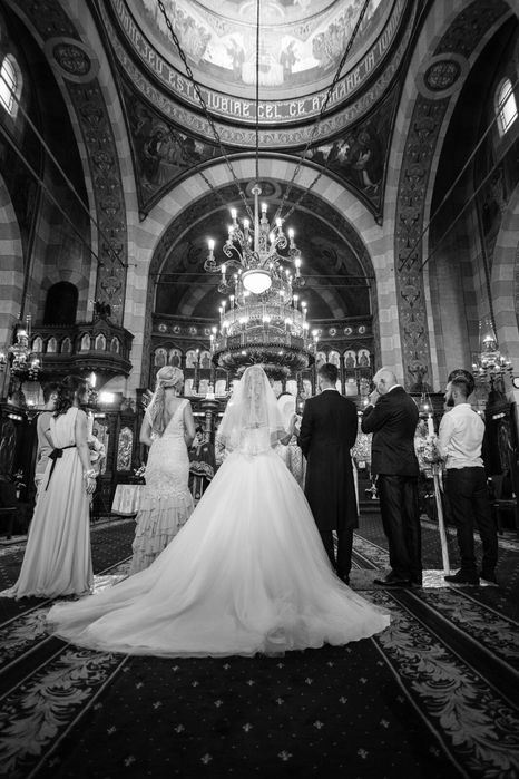 Rochie de mireasa cu trena lunga