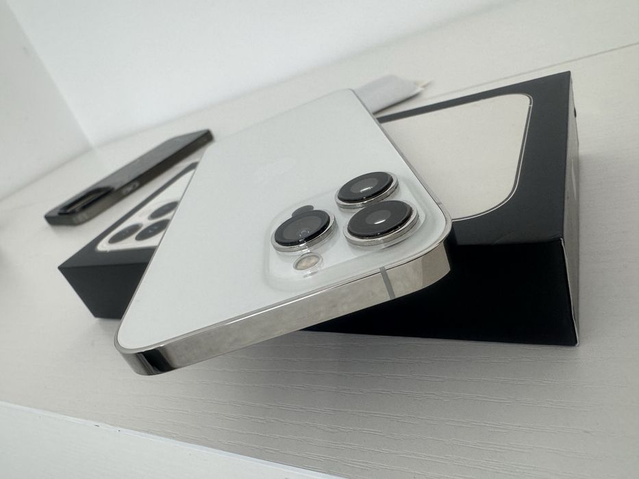 Продам IPhone 13 Pro Max