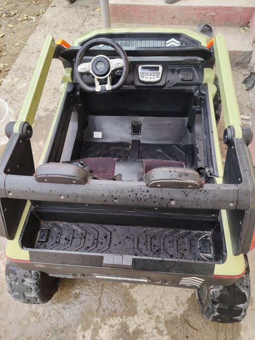 Pultda va o'zi boshqariladi