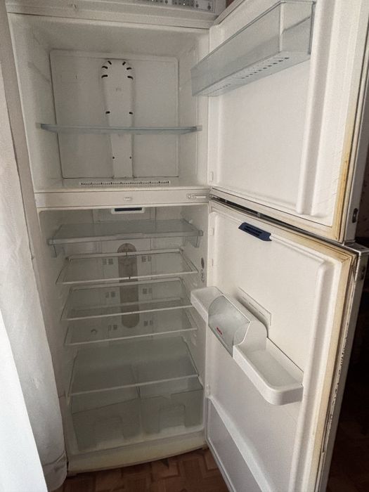 Продам б/у холодильник