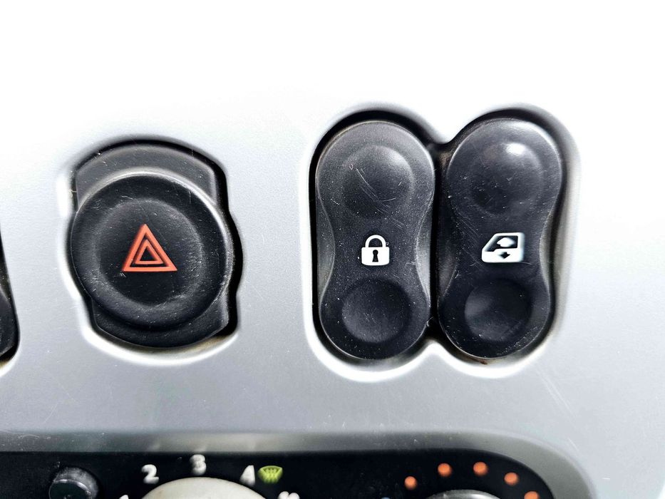 Butoane comenzi consola centrala Dacia Logan MCV (KS) [Fabr 2007-201