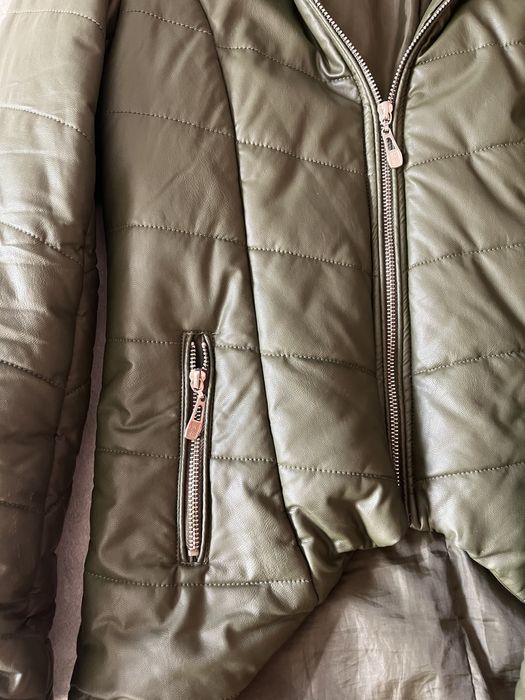 Зимно яке маслено зелено