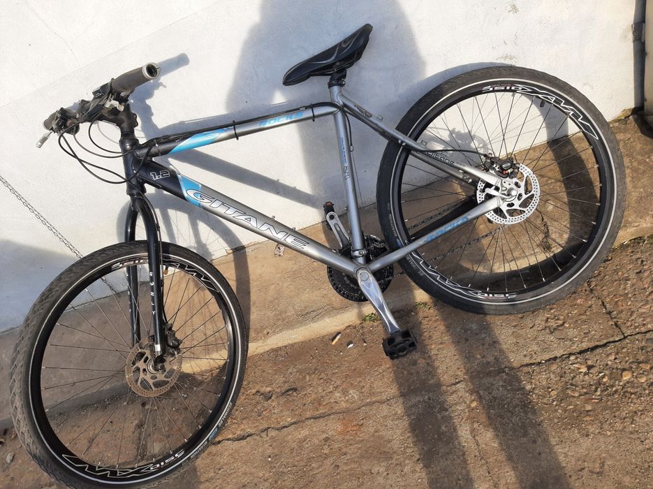 Bicicleta cursiera Gitane 26