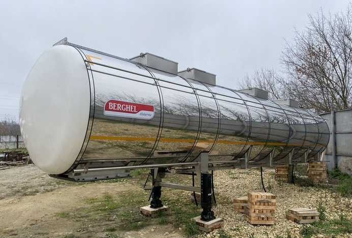 Полуприцеп пищевая цистерна BERGHEL 27000Л 4-осная, 2025