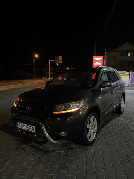 Hyundai Santa Fe 2.2 crdi - 7 LOCURI -