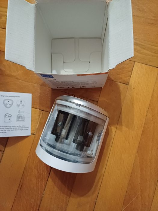 1. Ascutitoare electrica pentru creioane (6-8mm și respectiv 9-12mm)