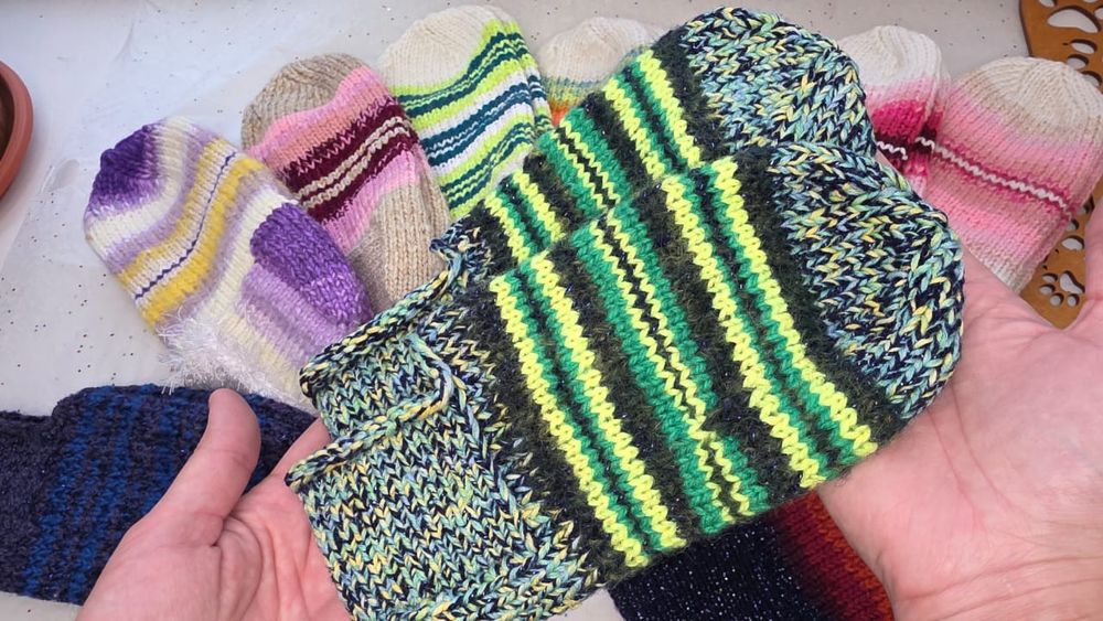 Вязаные следки-тапки