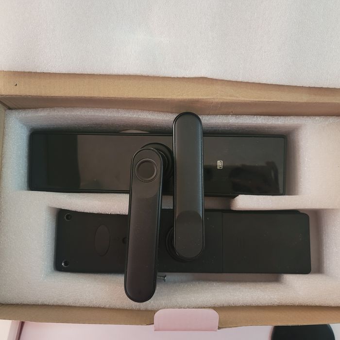 Электромеханический умный замок Tuya