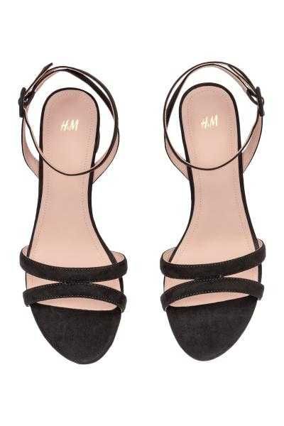 Босоножки H&M на устойчивом каблучке. Новые!