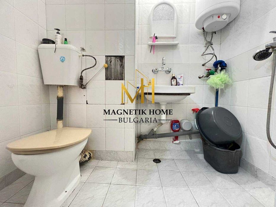 Дава се под наем Двустаен апартамент в Бургас, Братя Миладинови - 70 кв.м за 331.5 € - Снимка #3