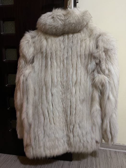 Haină blană naturală vulpe argintie mărimea 38 cu guler de blană cadou