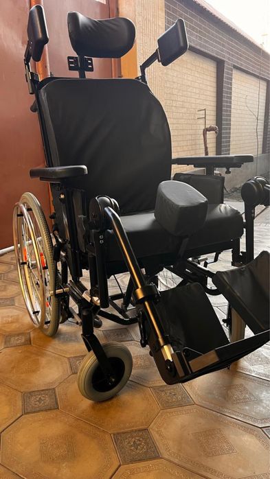 Продам инвалидную коояску