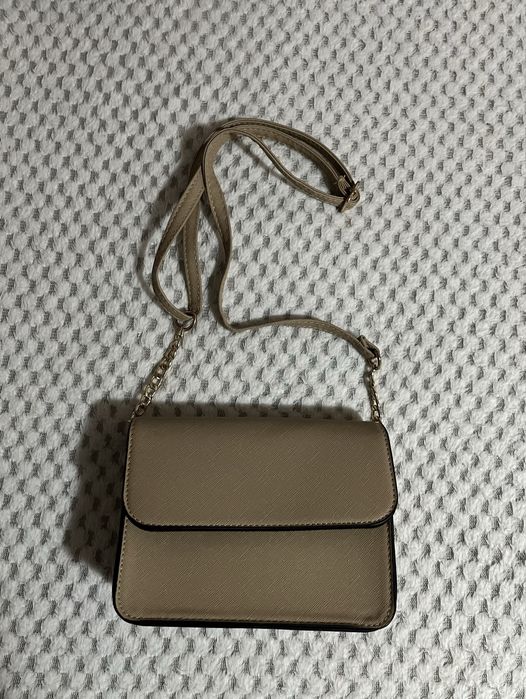 Нови дамски чанти, различни модели