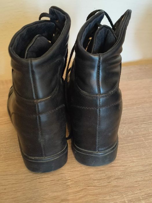 Adidași damă negri