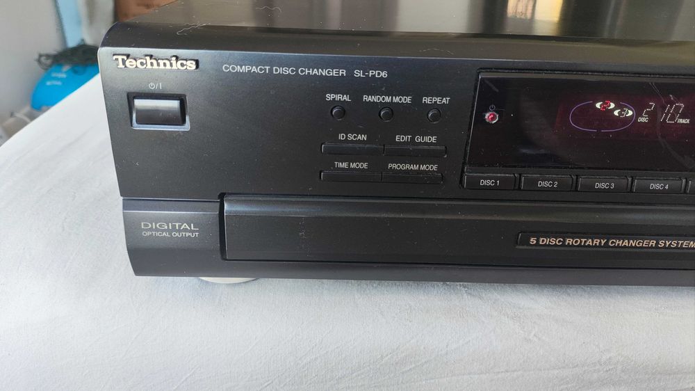 Technics SL-PD6 MASH Series 5-Disc CD Player / Transport GRATUIT
