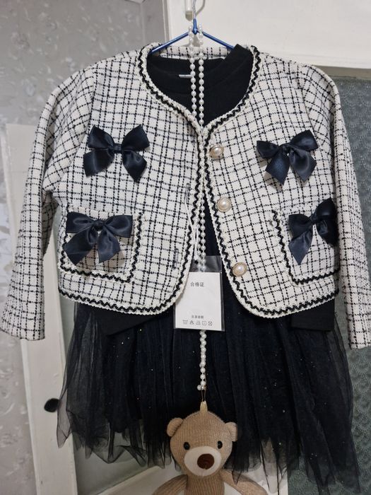 Двойка, платье и жакет