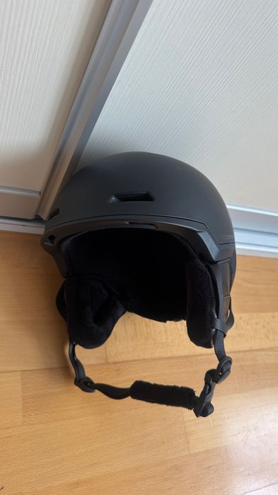 Casca ski snowboard reglabila 55-59 cm noua placa cross burton