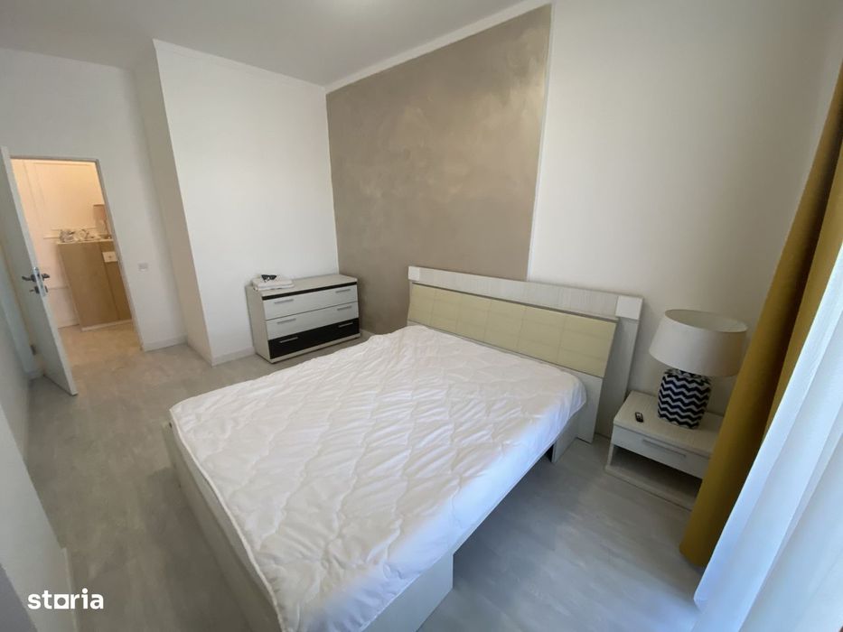 Apartament 3 camere, terasa 80 mp, parcare, Mall Urbano