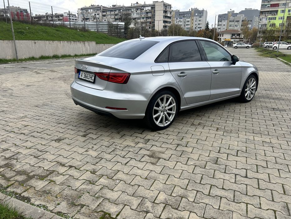 Audi A3 Premium Седан