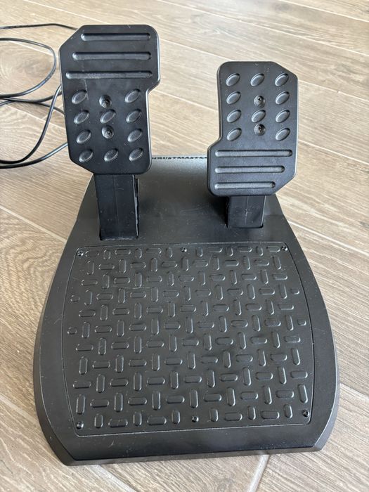 волан thrustmaster t80