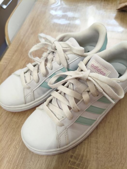 Маратонки Adidas