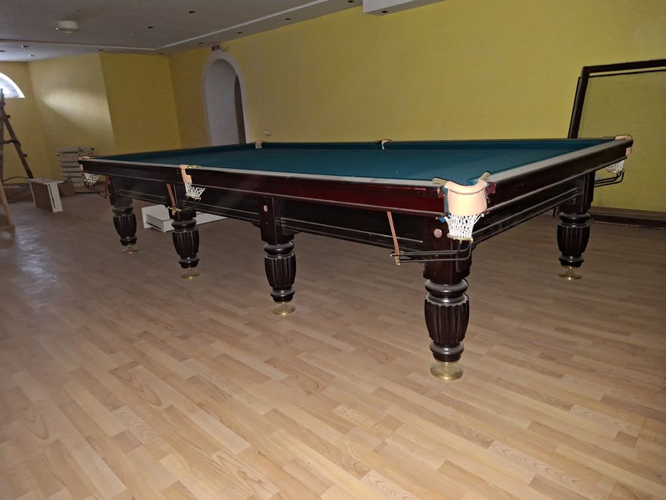 Продаётся бильярдный стол