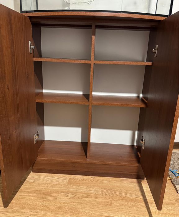 Аквариум с тумбой