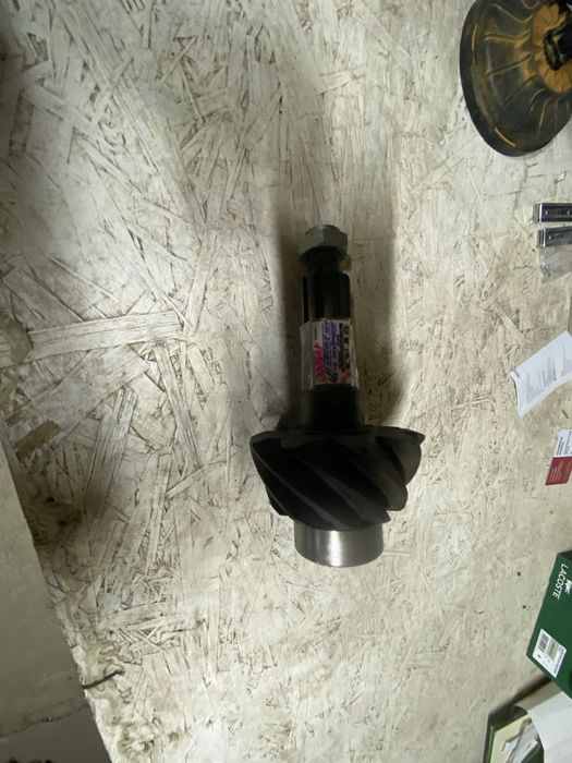 Продам Шестерини на Газ 10 х 39