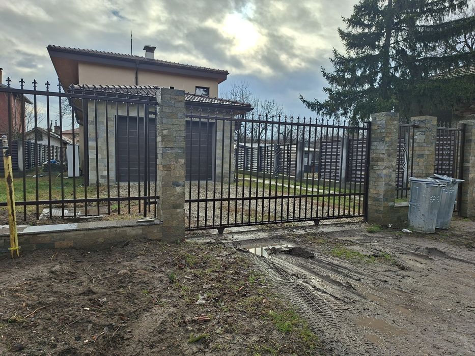 Ограда.  Куфражи и Бетон Камък