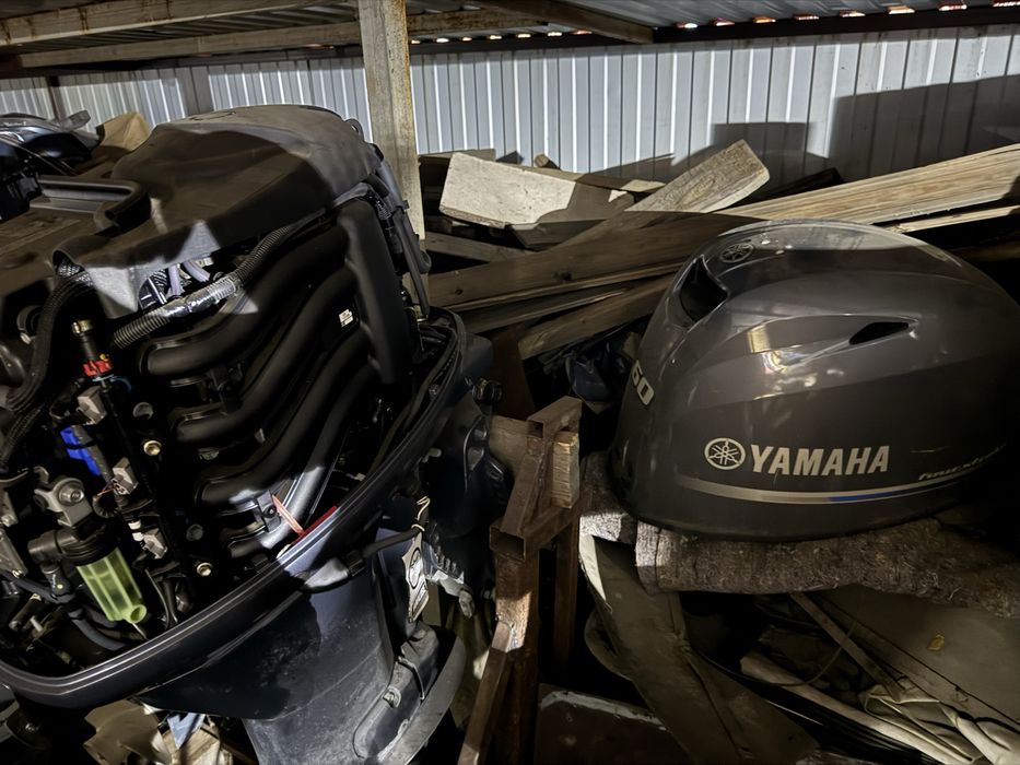 Продам лодочный двигатель yamaha 60 fetl 4 тактный