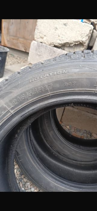 Продам б/у зимние шины, покрышки