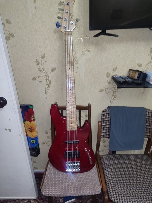 Басс гитара Cort Gb75 jh     Active/Passive