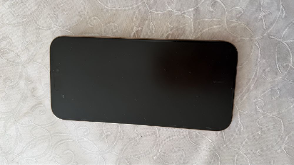 Продам Iphone 16 pro max