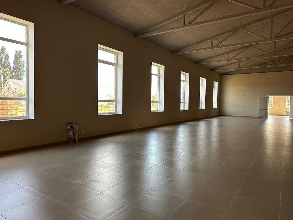 Отдельно-стоящее здание