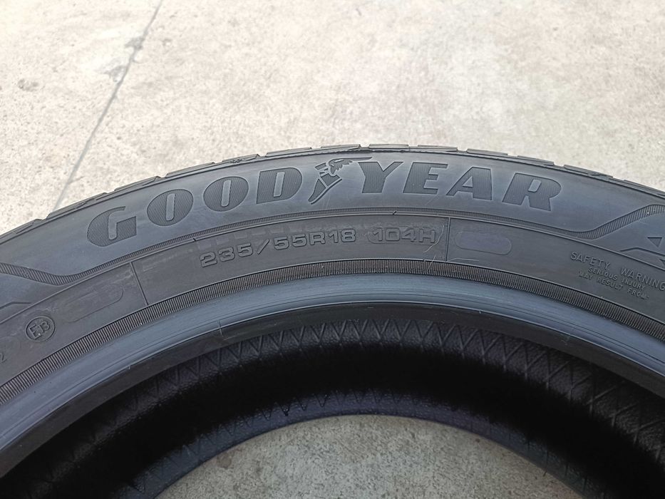 O anvelopa iarna 235 55 18 goodyear ultragrip performance 7,8 mm 2022