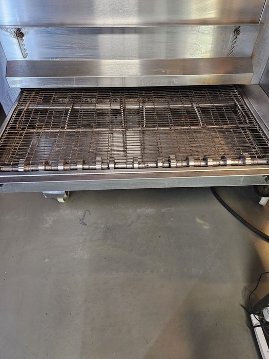 Cuptor covrigi zanolli  modelul mare.