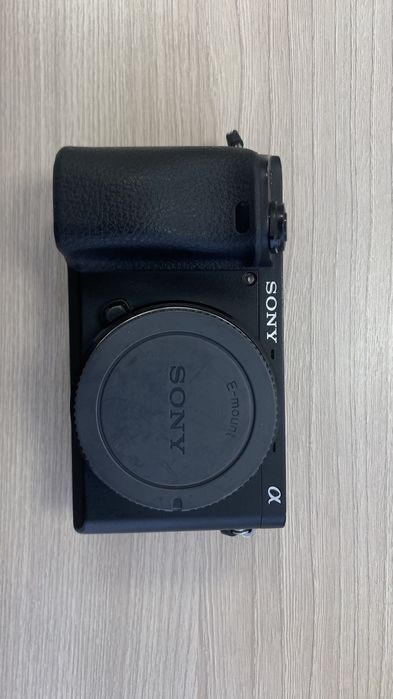 Sony a6400 в отличном состоянии