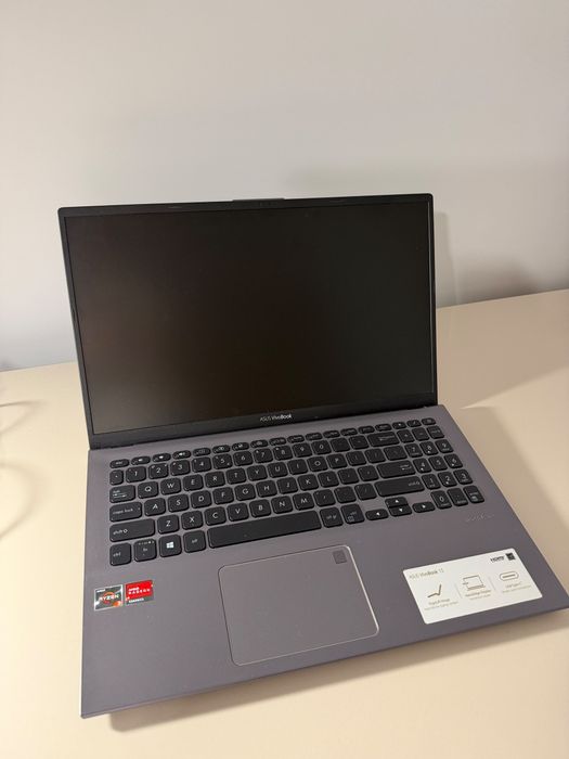 Laptop ASUS VivoBook