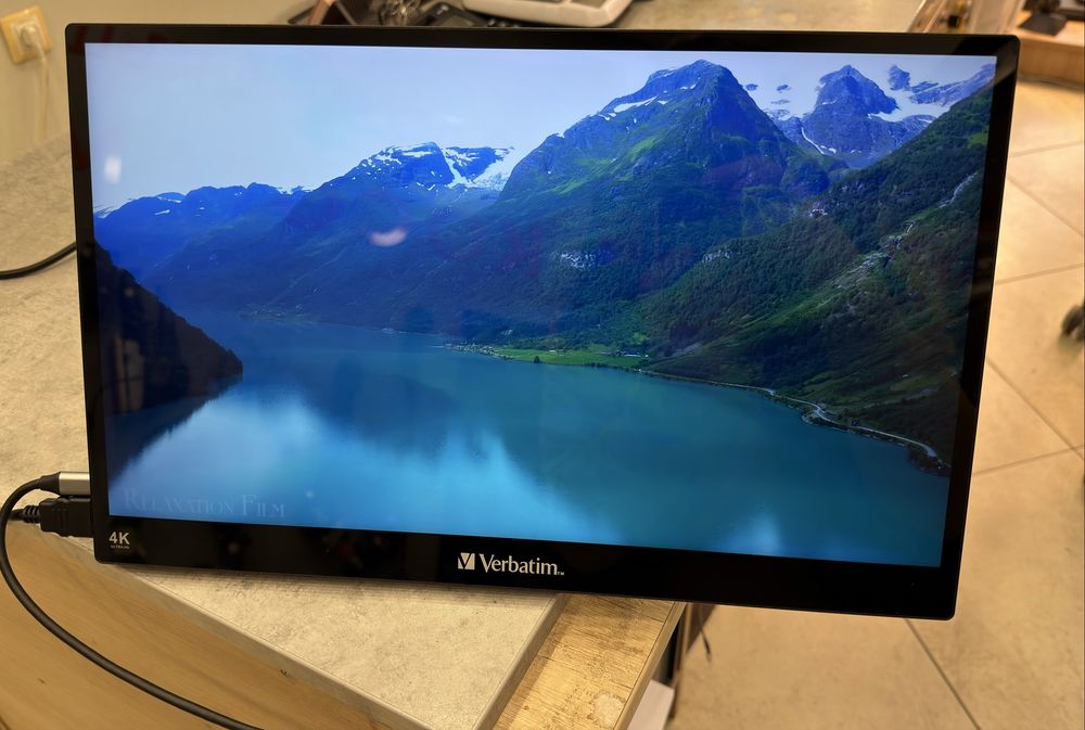 Монитор 17.3' Verbatim PMT-17-4K Portable Touchscreen 32239