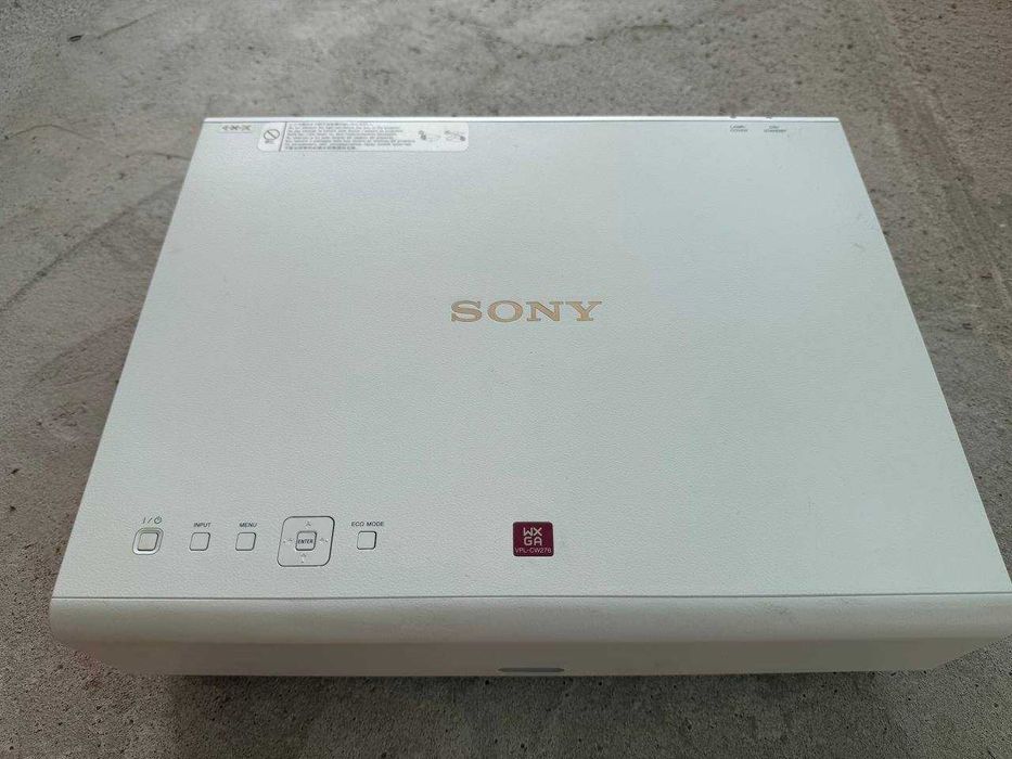 Профессиональный проектор Sony VPL-CW276
