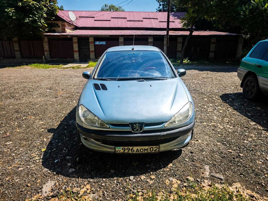 Продам Peugeot 206