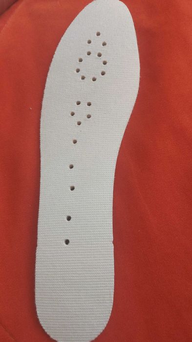 Фигурные коньки новые