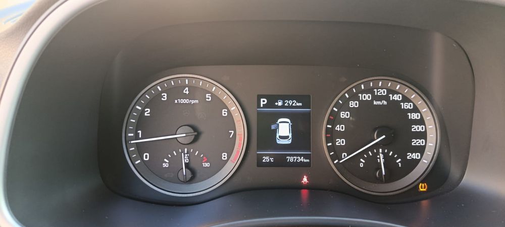 Автомобиль Хендэ Туссан 2019 год