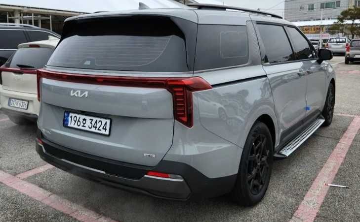 Kia Carnival Gravity бензин+гибрид