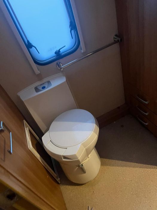 Каравана swift 2017 година