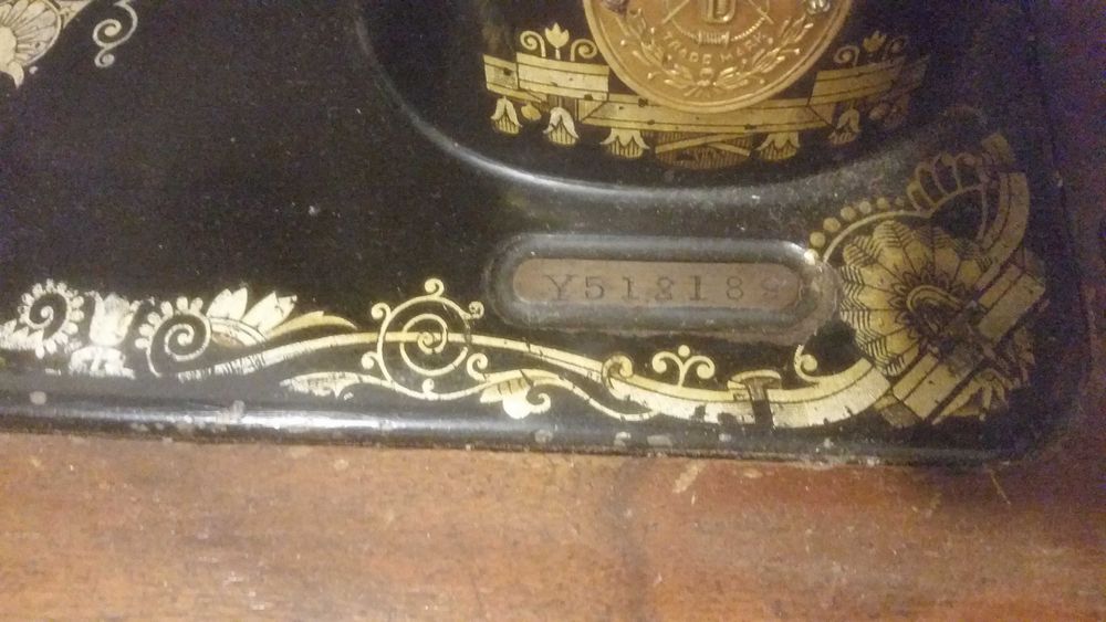 Шевна машина SINGER - крачна - 1927 г. - работеща .