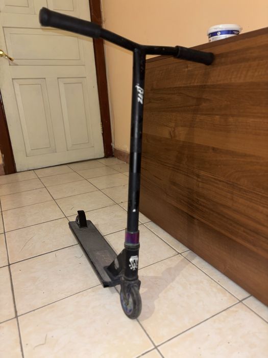 Трюковой самокат VOKUL