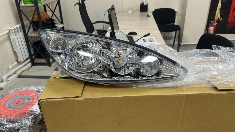 Фары DEPO/SAT Camry XV30-XV35